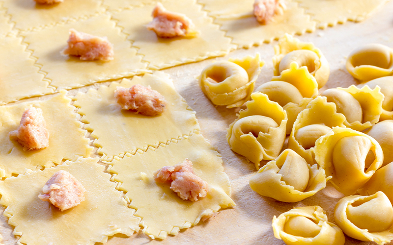 Tortellini di carne artigianali | Pastificio Franzoni | Pasta fresca artigianale a Brescia Tortellini di carne artigianali | Pastificio Franzoni | Pasta fresca artigianale a Brescia